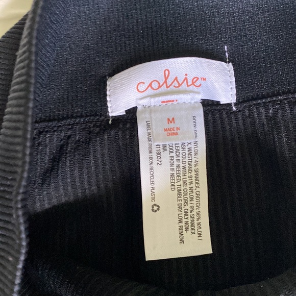 Colsie Biker Shorts - Picture 3 of 4